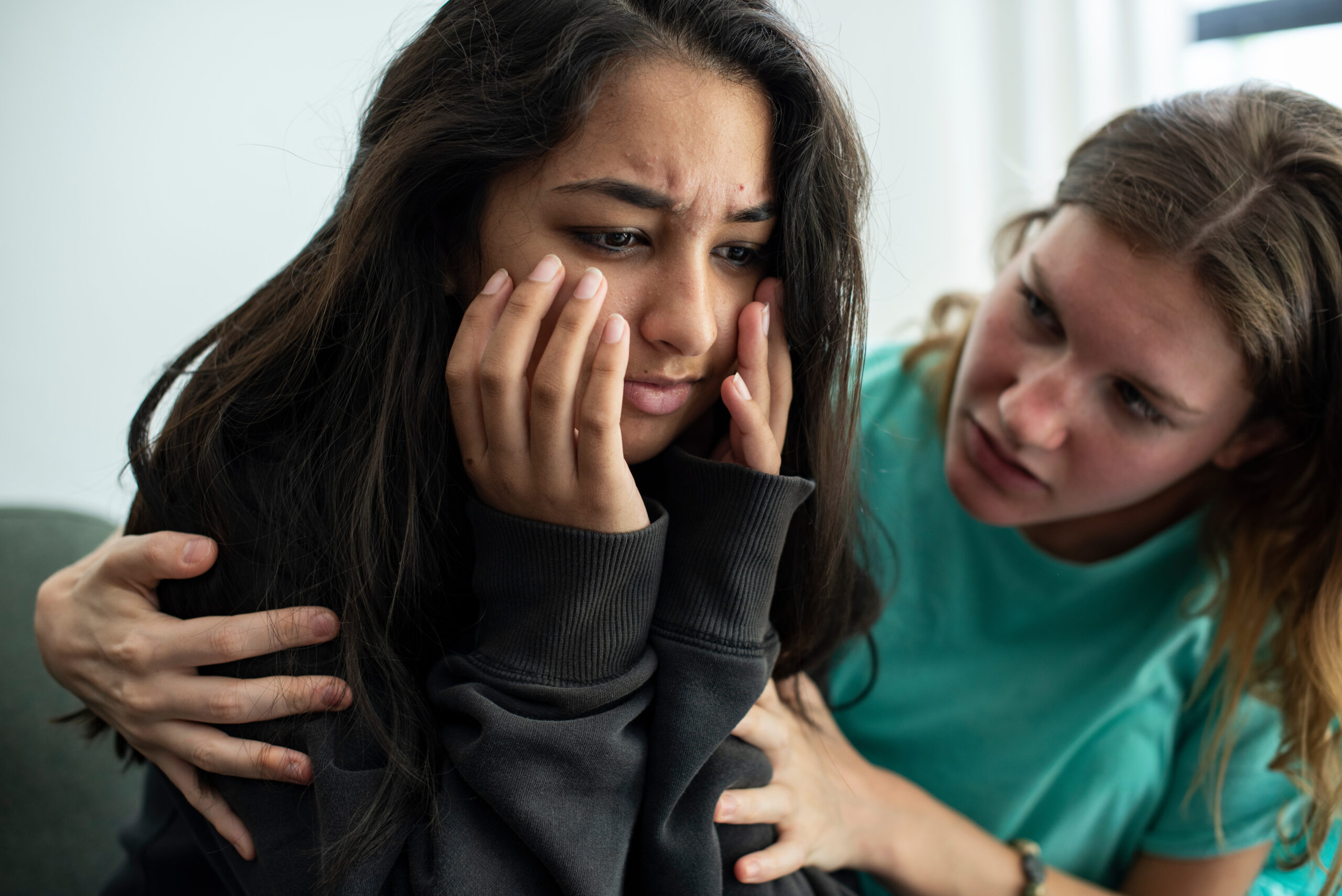 Helping a friend with AUD or SUD, How to Help a Friend With Addiction, 10 Ways to Support Your Friend and Encourage Substance Abuse Treatment, How to Help a Friend With a Substance Abuse Problem